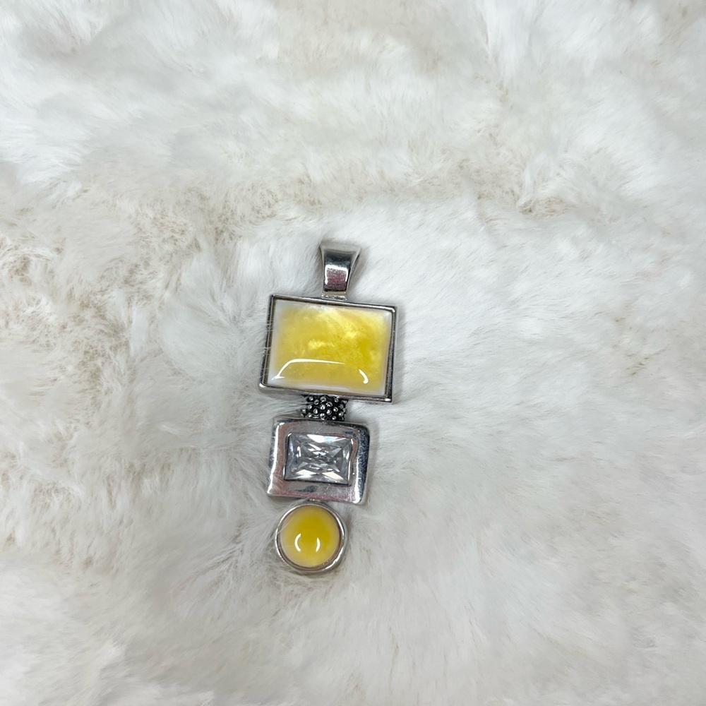 Vintage Lia Sophia Elegant Silver and Yellow Pendant - Picture 3 of 5